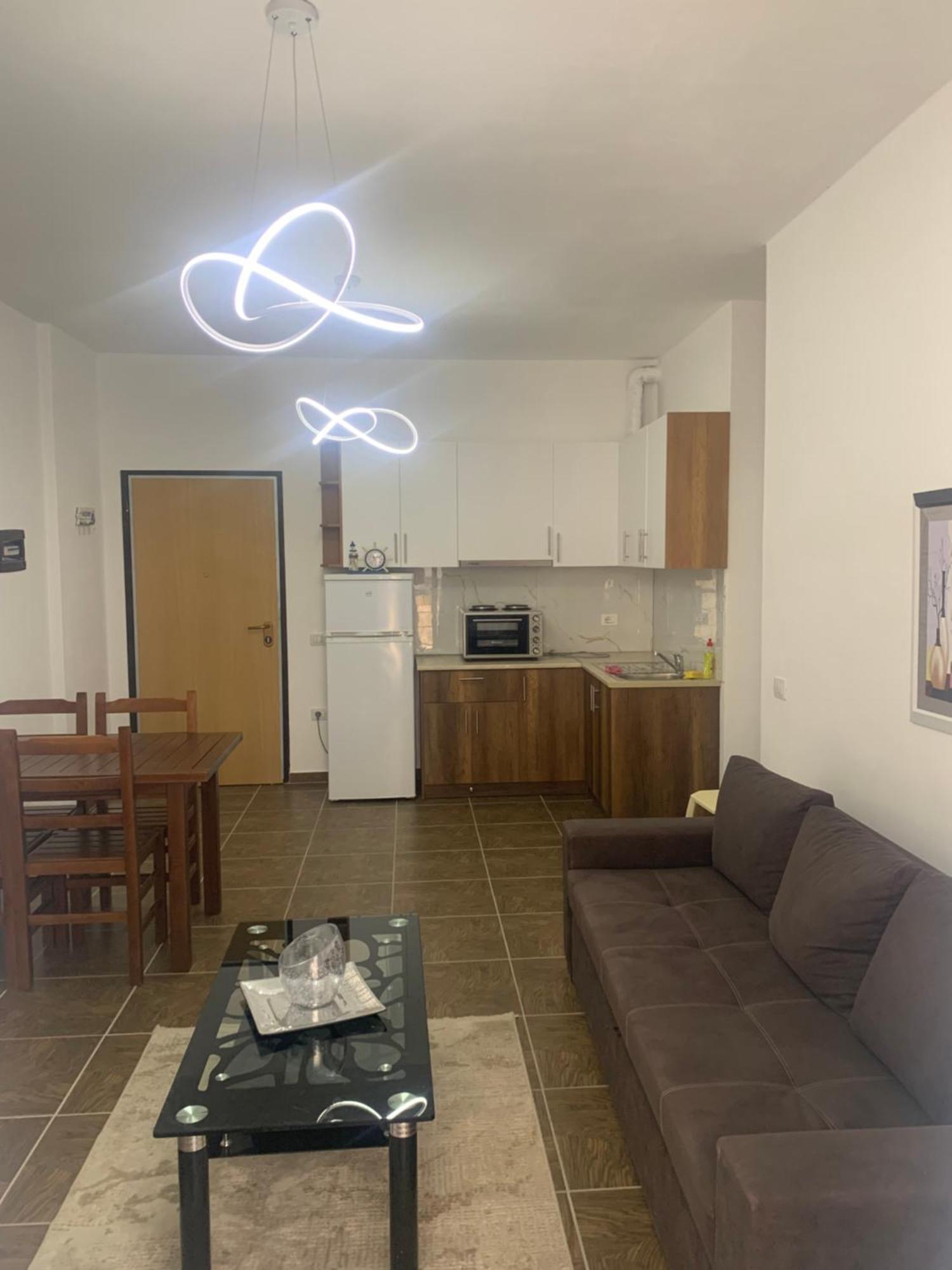 סרנדה Adriatik Apartaments מראה חיצוני תמונה