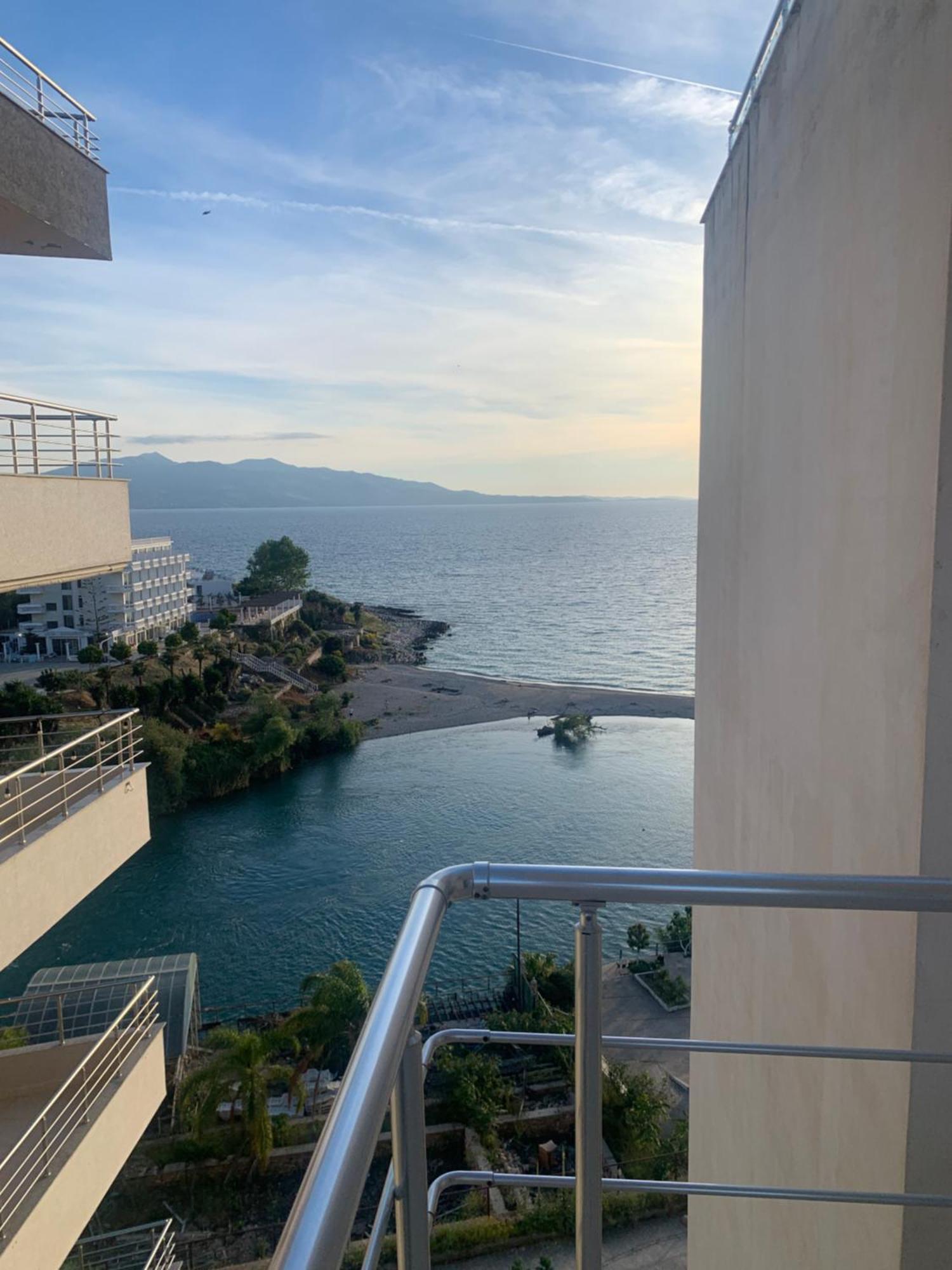 סרנדה Adriatik Apartaments מראה חיצוני תמונה