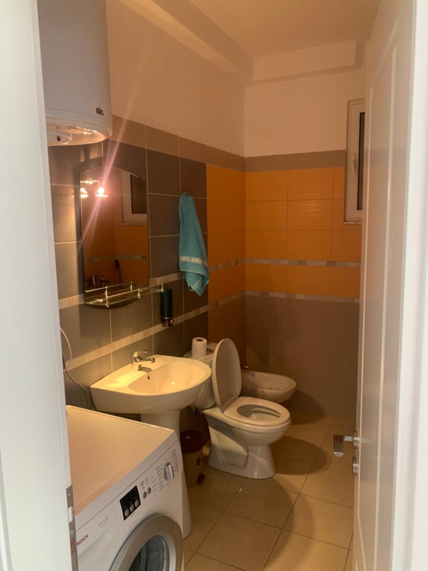 סרנדה Adriatik Apartaments מראה חיצוני תמונה