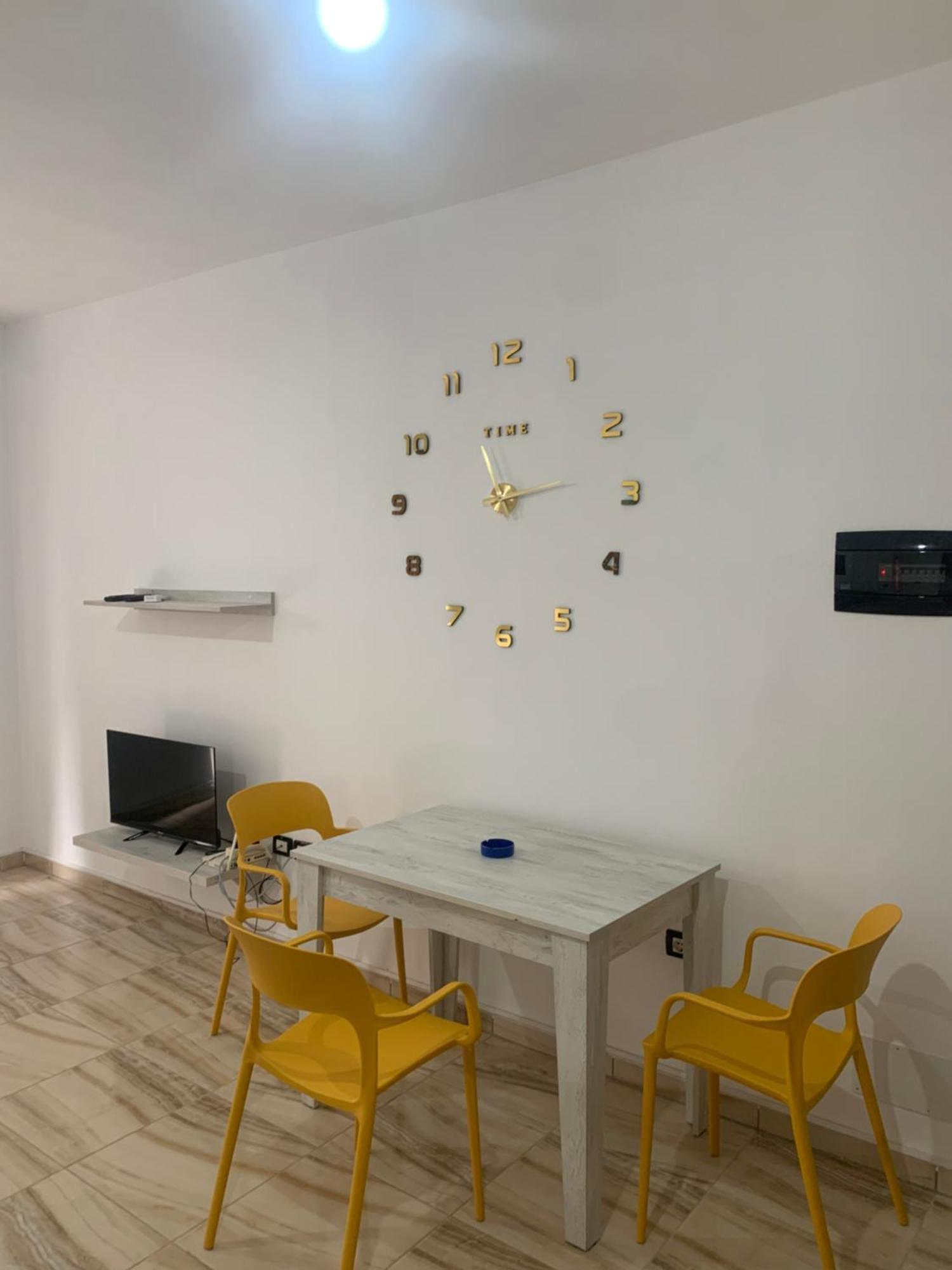 סרנדה Adriatik Apartaments מראה חיצוני תמונה