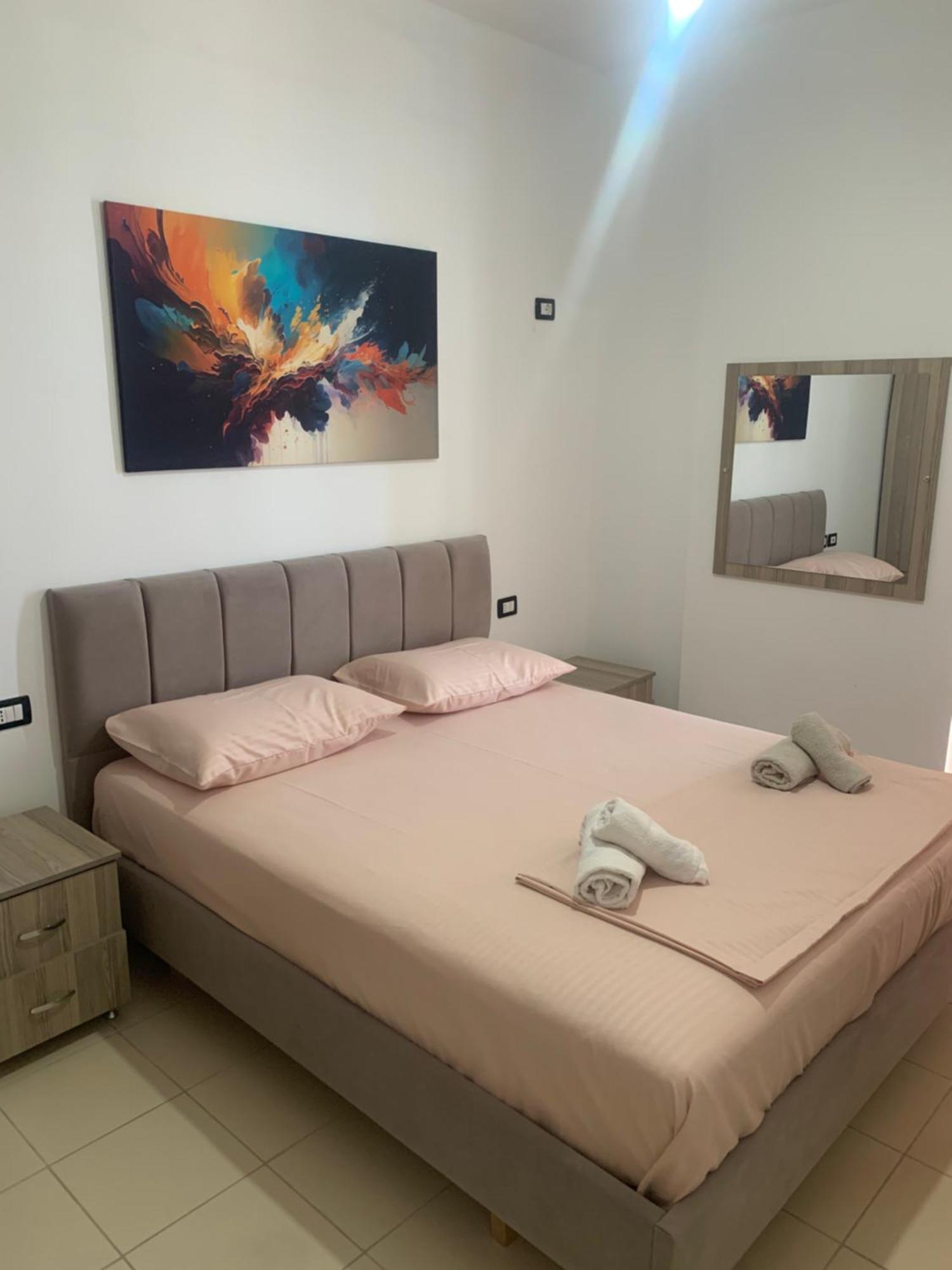 סרנדה Adriatik Apartaments מראה חיצוני תמונה