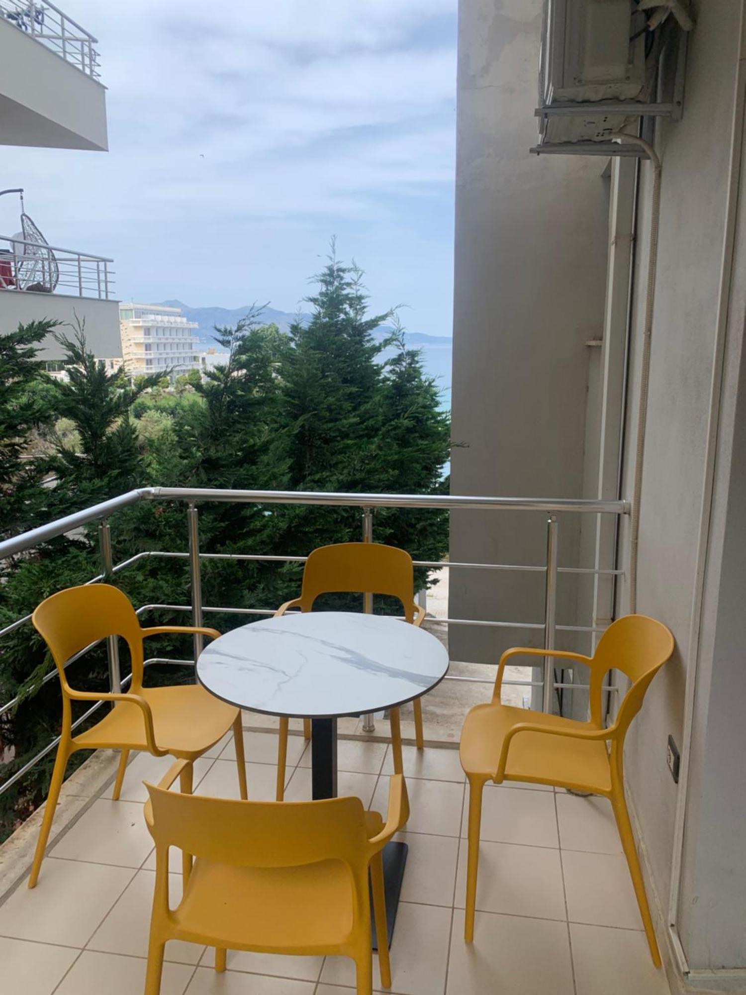 סרנדה Adriatik Apartaments מראה חיצוני תמונה
