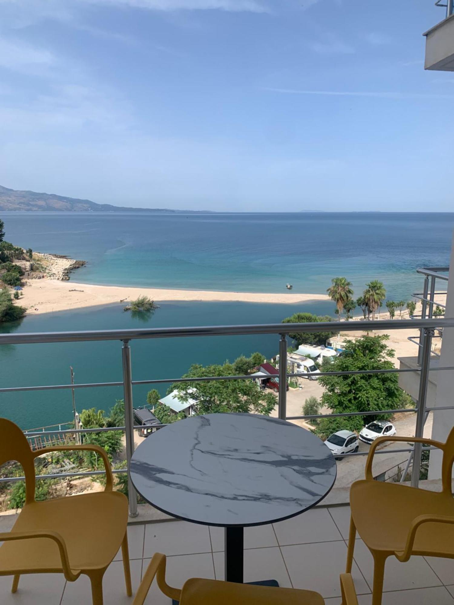 סרנדה Adriatik Apartaments מראה חיצוני תמונה